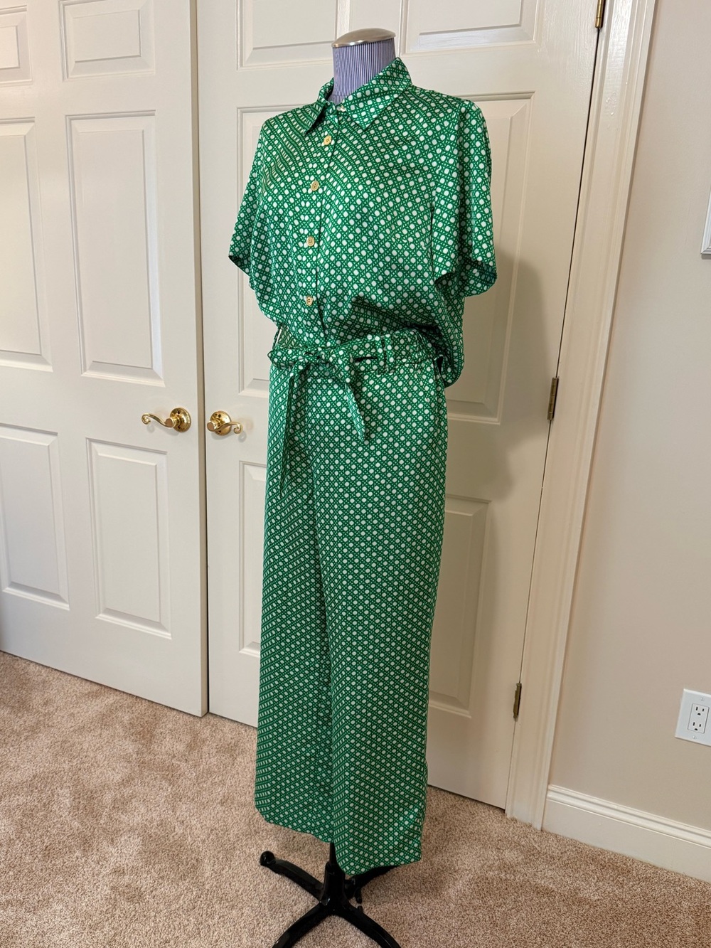 Talbots Green Satin Lattice Print Blouse – Size M - Picture 10 of 11